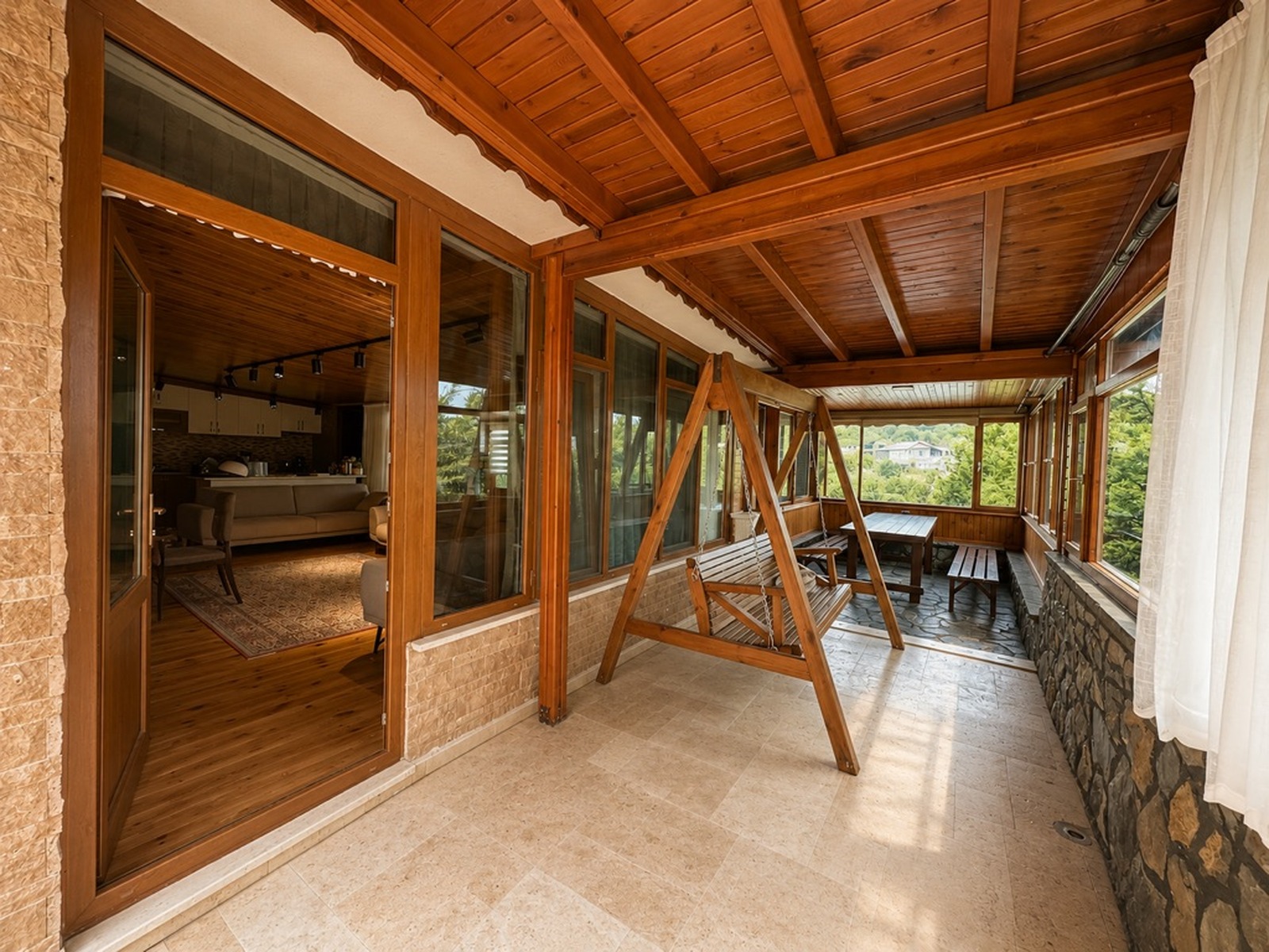 Kapalı veranda